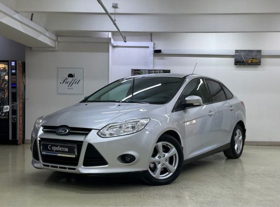 Ford Focus Trend, 1.6 л, Робот, 2011 фото 3