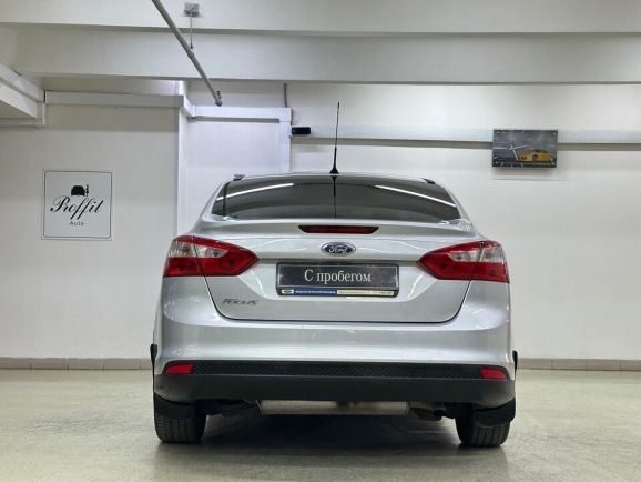 Ford Focus Trend, 1.6 л, Робот, 2011 фото 7