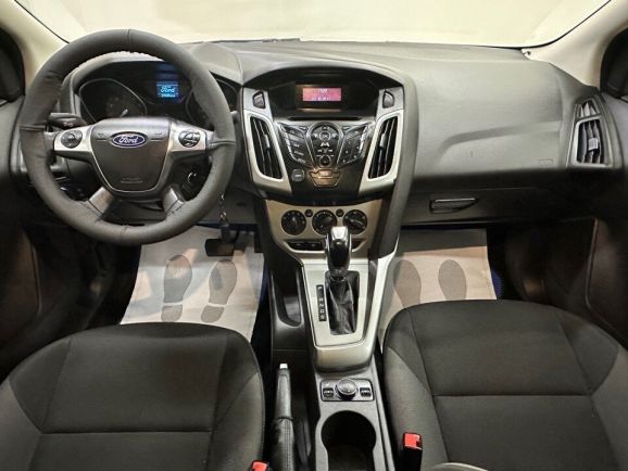 Ford Focus Trend, 1.6 л, Робот, 2011 фото 11