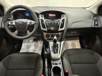 Ford Focus Trend, 1.6 л, РКПП, 2011 фото 11