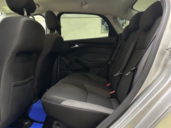 Ford Focus Trend, 1.6 л, Робот, 2011 фото 2