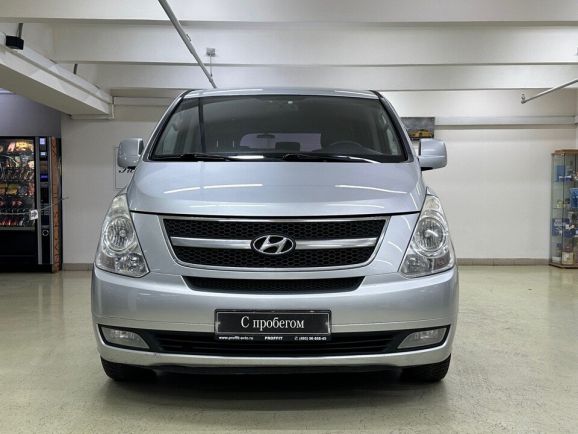 Hyundai Grand Starex, 2.5 л, АТ, 2010 фото 4