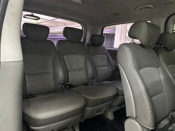 Hyundai Grand Starex, 2.5 л, АТ, 2010 фото 14