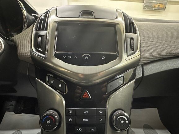 Chevrolet Cruze LTZ, 1.8 л, МТ, 2013 фото 14