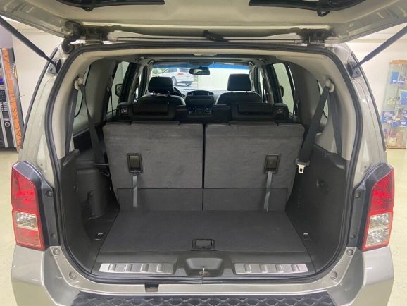 Nissan Pathfinder LE +camera, 2.5 л, АТ, 2010 фото 10