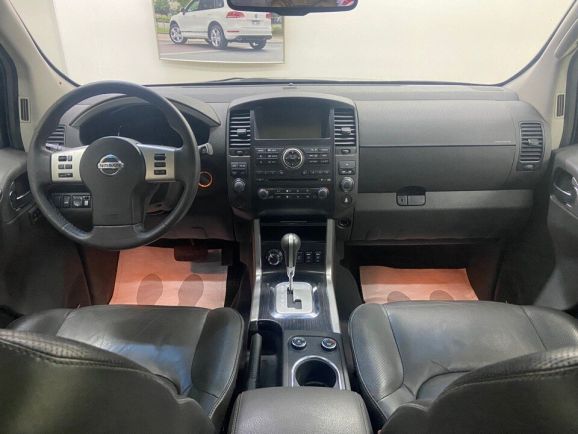Nissan Pathfinder LE +camera, 2.5 л, АТ, 2010 фото 14