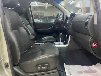 Nissan Pathfinder LE +camera, 2.5 л, АКПП, 2010 фото 19