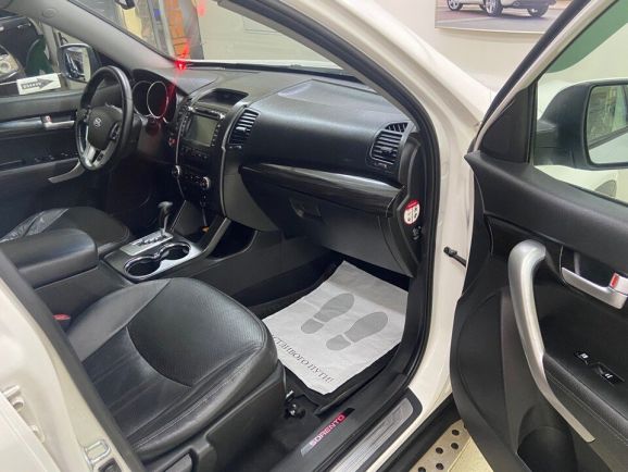 Kia Sorento Premium, 2.4 л, АТ, 2010 фото 17