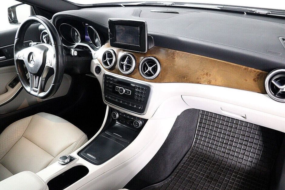 Mercedes-Benz GLA, 2.0 л, Робот, 2014 фото 2