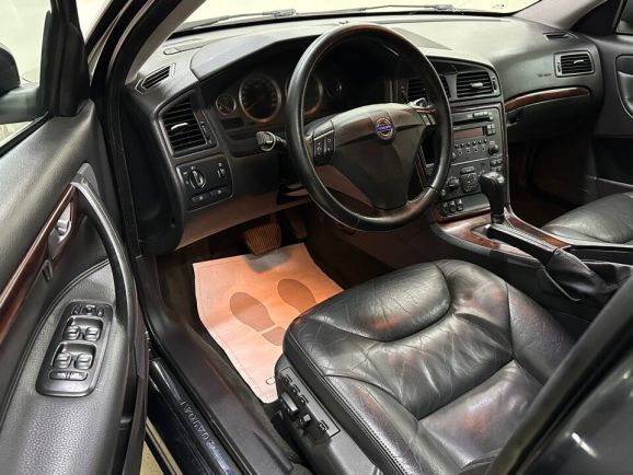 Volvo S60, 2.4 л, АТ, 2008 фото 9