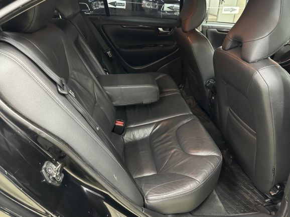 Volvo S60, 2.4 л, АТ, 2008 фото 12