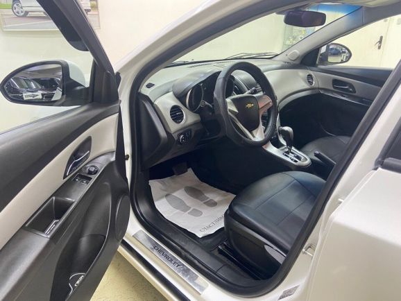Chevrolet Cruze LT, 1.6 л, АТ, 2013 фото 9