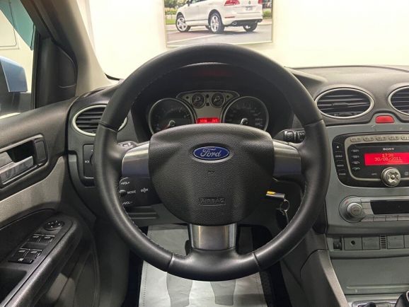 Ford Focus Titanium, 2.0 л, МТ, 2008 фото 11