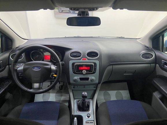Ford Focus Titanium, 2.0 л, МТ, 2008 фото 12