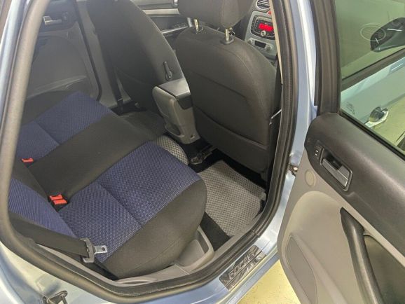 Ford Focus Titanium, 2.0 л, МТ, 2008 фото 1