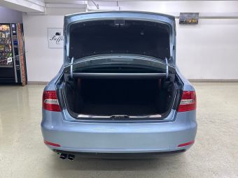 Skoda Superb Elegance, 1.8 л, Робот, 2013 фото 1
