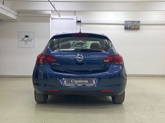 Opel Astra Cosmo, 1.6 л, АТ, 2012 фото 7