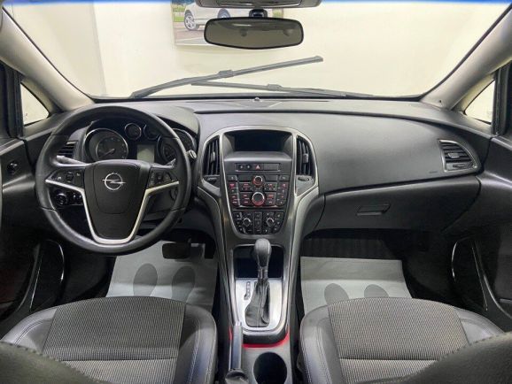 Opel Astra Cosmo, 1.6 л, АТ, 2012 фото 12