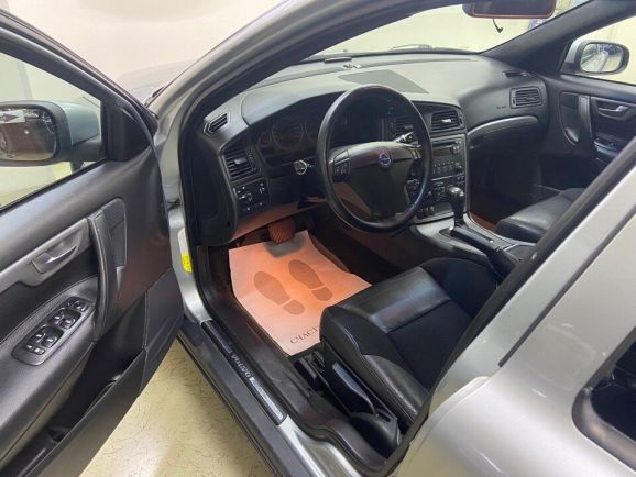 Volvo S60, 2.4 л, АТ, 2007 фото 9