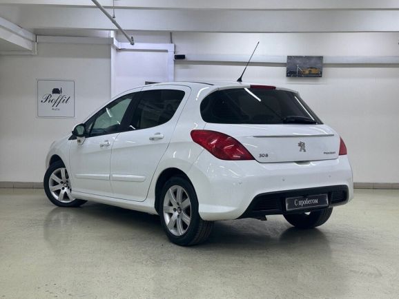 Peugeot 308, 1.6 л, АТ, 2011 фото 6