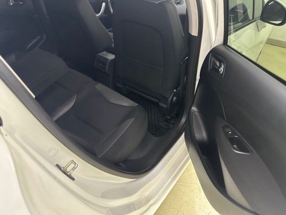 Peugeot 308, 1.6 л, АТ, 2011 фото 1