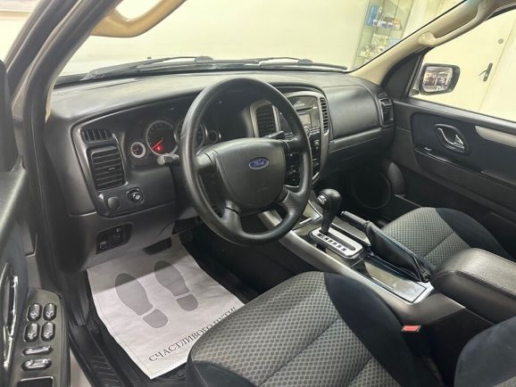 Ford Escape, 2.3 л, АТ, 2008 фото 9