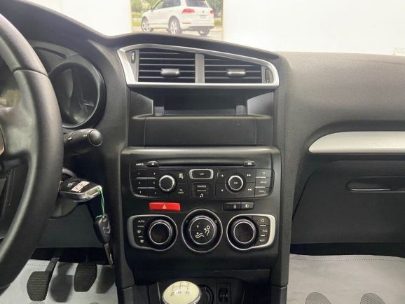 Citroen C4, 1.6 л, МТ, 2013 фото 13