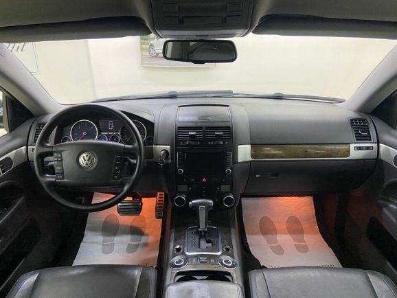Volkswagen Touareg, 3.0 л, АТ, 2008 фото 13