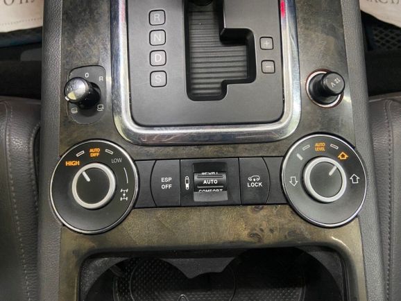 Volkswagen Touareg, 3.0 л, АТ, 2008 фото 16