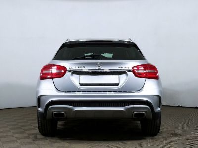 Mercedes-Benz GLA, 2.0 л, РКПП, 2015 фото 6