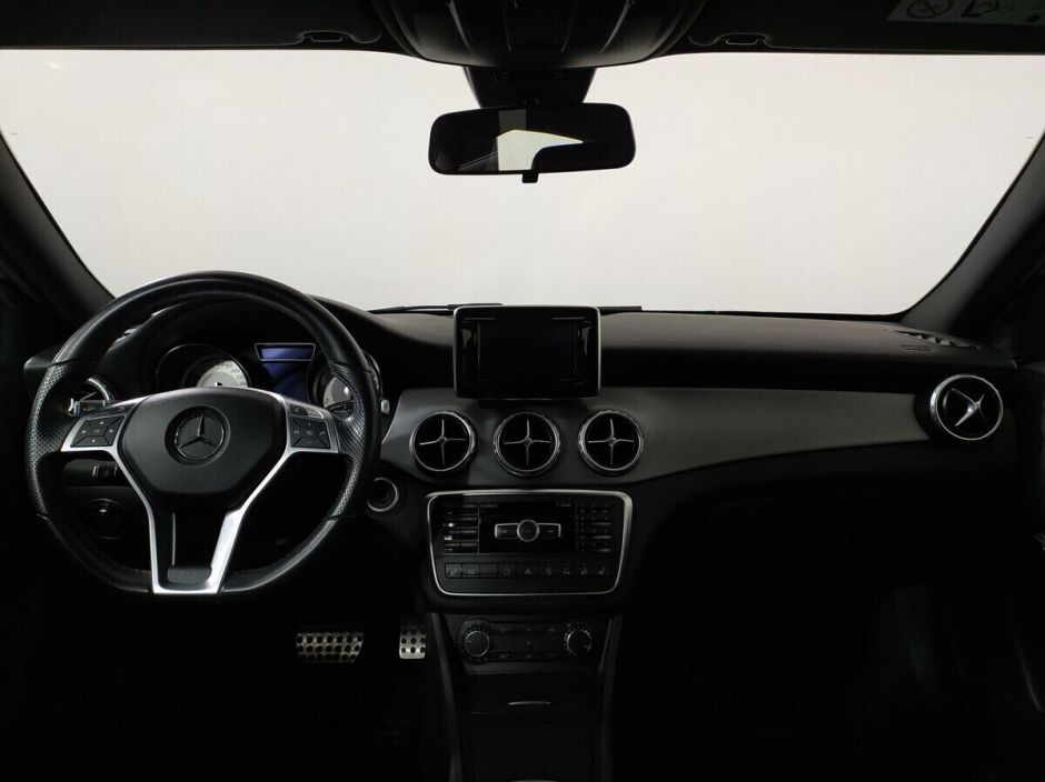 Mercedes-Benz GLA, 2.0 л, Робот, 2015 фото 9