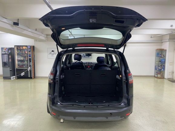 Ford S-MAX Titanium, 2.0 л, АТ, 2010 фото 8