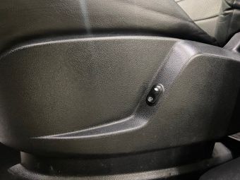 Ford S-MAX Titanium, 2.0 л, АКПП, 2010 фото 12