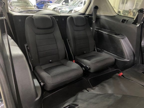 Ford S-MAX Titanium, 2.0 л, АТ, 2010 фото 2