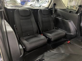 Ford S-MAX Titanium, 2.0 л, АКПП, 2010 фото 2