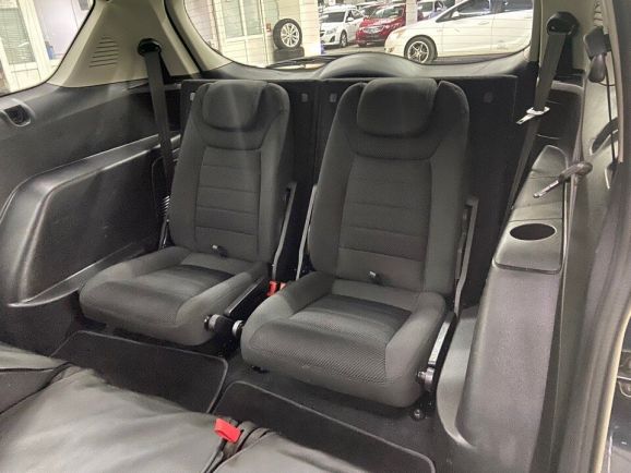 Ford S-MAX Titanium, 2.0 л, АТ, 2010 фото 1