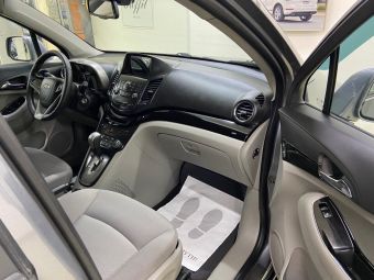Chevrolet Orlando LT, 1.8 л, АТ, 2013 фото 15
