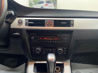 BMW 3 серии, 2.0 л, АТ, 2011 фото 13