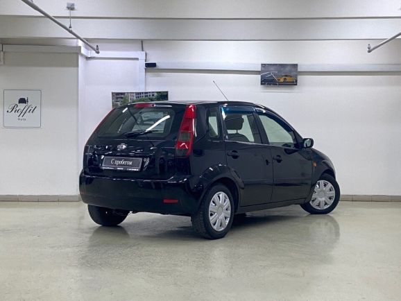 Ford Fiesta, 1.6 л, МТ, 2004 фото 8