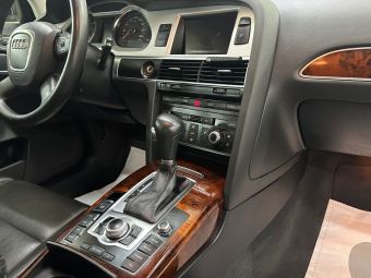 Audi A6, 2.8 л, CVT, 2010 фото 16