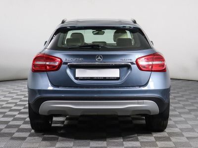 Mercedes-Benz GLA, 2.0 л, РКПП, 2016 фото 7