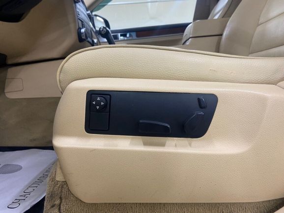 Volkswagen Touareg, 3.2 л, АТ, 2005 фото 12