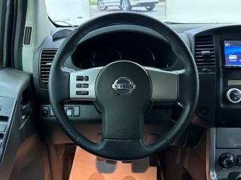 Nissan Pathfinder, 2.5 л, МКПП, 2011 фото 13