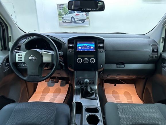 Nissan Pathfinder, 2.5 л, МТ, 2011 фото 14