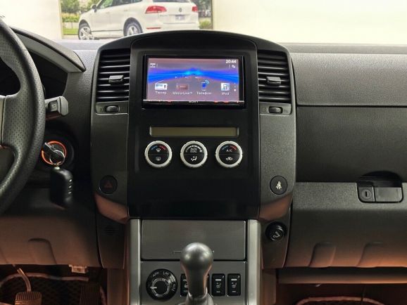 Nissan Pathfinder, 2.5 л, МТ, 2011 фото 17