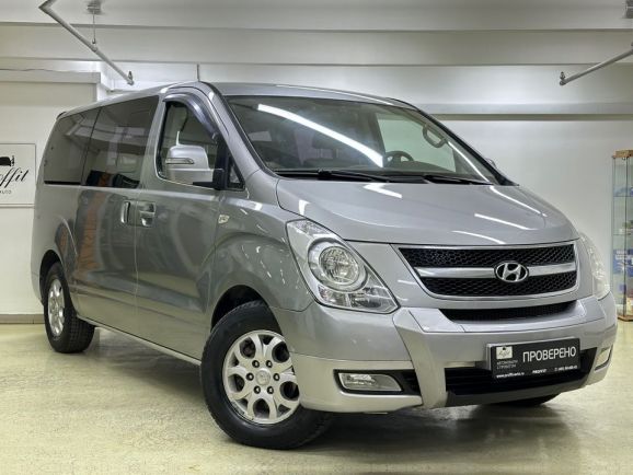 Hyundai Grand Starex, 2.5 л, АТ, 2011 фото 5