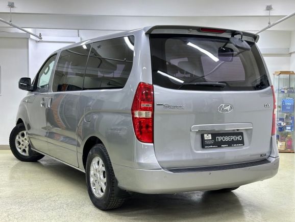 Hyundai Grand Starex, 2.5 л, АТ, 2011 фото 8