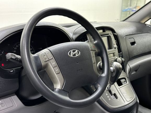 Hyundai Grand Starex, 2.5 л, АТ, 2011 фото 11
