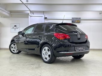 Opel Astra, 1.6 л, АКПП, 2012 фото 6