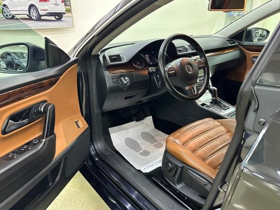 Volkswagen Passat CC, 1.8 л, Робот, 2011 фото 10